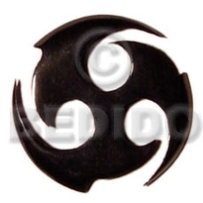 Round celtic black horn 40mm