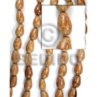Palm wood teardrop 10x15
