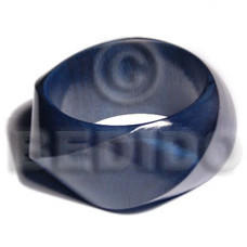 Twisted natural wood chunky bangle Twisted natural wood chunky bangle