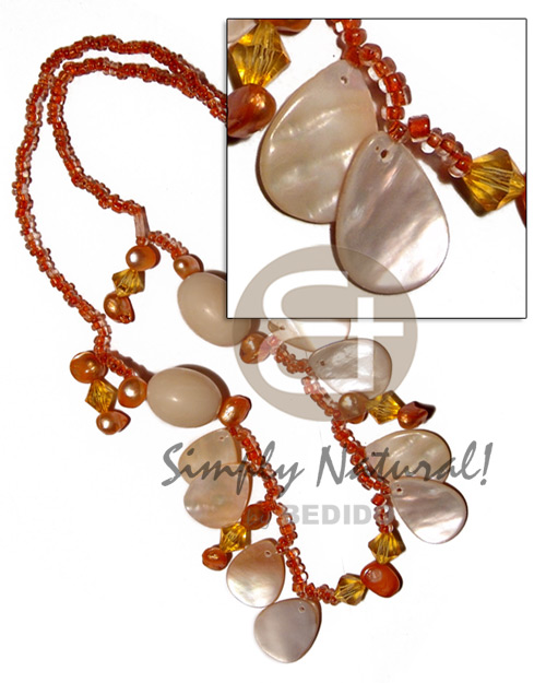 glass beads  acrylic crstals, pearl beads and 25mmx18mm dangling 8 pcs. kabibe shells / orange tones / 26 in - Home