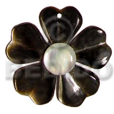 blacklip 5 hearts petal  hammershell nectar 45mm - Shell Pendant