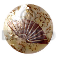 round 40mm hammershell  handpainted design - fan / embossed hand painted using japanese materials in the form of maki-e art a traditional japanese form of hand painting - Hand Painted Pendants