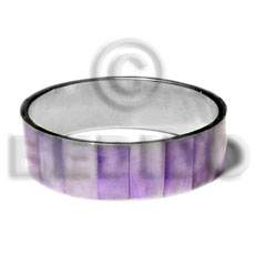 laminated lavender hammershell in 3/4 inch  stainless metal / 65mm in diameter - Shell Bangles