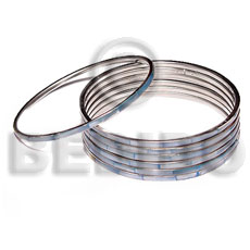 laminated hammershell blue in 3mm stainless metal / 65mm in diameter / price per piece - Shell Bangles