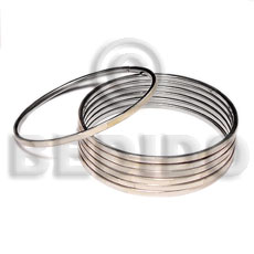 laminated hammershell natural in 3mm stainless metal / 65mm in diameter / price per piece - Shell Bangles