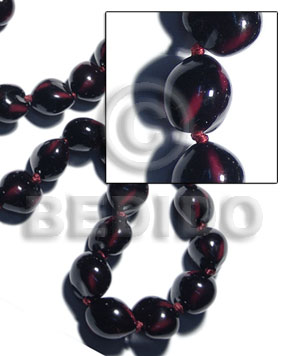 16 pcs. of kukui nuts in high polished paint gloss black/fuschia pink combination / cats eye lei - Home