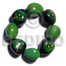 elastic 8 pcs. kukui nuts  bracelet / green & nat. black  2 sided design combination - Home