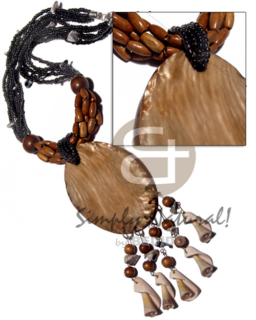 5 layers black glass beads  shell chips combination, lacquered 15mm ricebeads brown nat. wood beads, 20mm round brown nat. wood  tassled 100mmx75mm oval brownlip annd dangling wood beads and luhuanus shells / 22in plus 2 in. tassles - Home