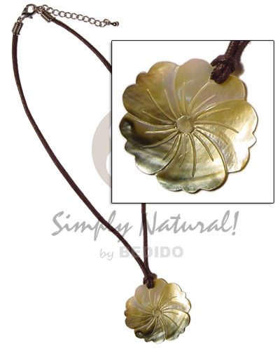 40mm 5 hearts flower blacklip pendant on wax cord - Home