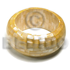 chunky bangle  orange hammershell blocking /back to back  shell / ht= 40mm inner diameter = 60mm thickness 15mm - Shell Bangles