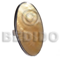 big accent haute hippie oval 43mmx22mm / adjustable metal ring  flat edges /  polished MOP shell - Home