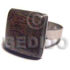 big accent haute hippie  square 20mm / adjustable metal ring/ polished embossed robles wood - Home