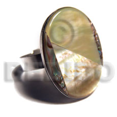 big accent haute hippie oval 28mmx25mm / adjustable metal ring/  laminated paua shell /MOP/ brownlip combination - Home