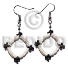 dangling white clam / glass beads combination - Home