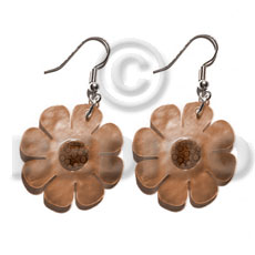 dangling 30mm flower hammershell in graduated brown  dotted skin nectar - Home
