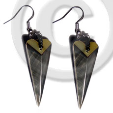 dangling 38mmx15mm laminated  pointed multi-sided blacklip/MOP combination  black 6mm resin backing - Home