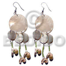 dangling 25mm/10mm round nat. hammershells  glass beads and green everlasting luhuanus - Home