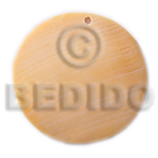 40mm round melo - Shell Pendant