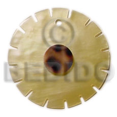 MOP round wheel flower  cowrie shell nectar  45mm - Shell Pendant