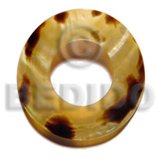 brownlip tiger donut  40mm - Shell Pendant