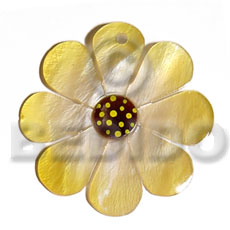 40mm  graduated golden yellow hammershell flower  dotted skin nectar - Shell Pendant