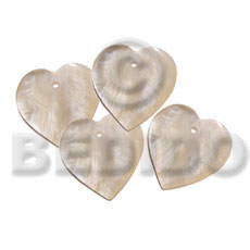 15mm heart hammershell - Shell Pendant