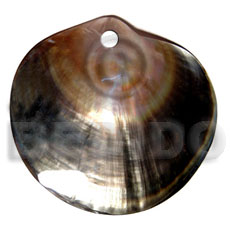 clam shaped blacklip 60mm - Shell Pendant