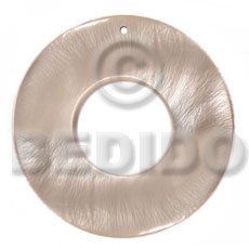 40mm hammershell ring  18mm center hole - Shell Pendant