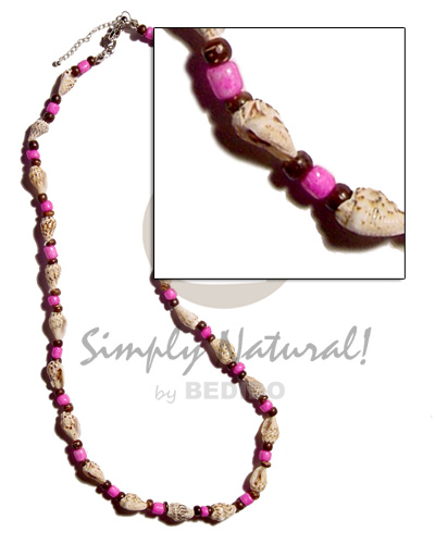 nassa tiger  4-5mm black coco Pokalet. combination  pink glass beads - Home