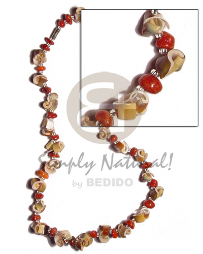 green everlasting luhuanus  red corals & glass beads combination - Home