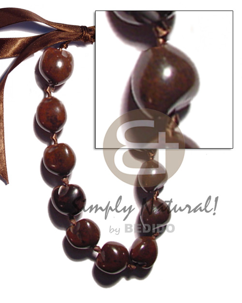 brown kukui nuts  ( 16 pcs. ) / adjustable ribbon - Home