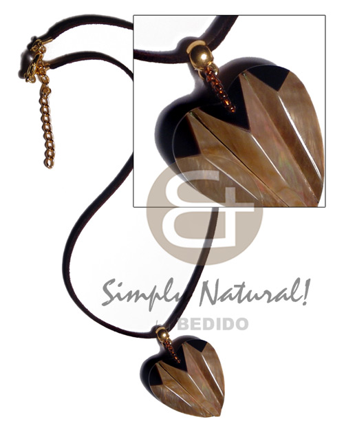 36mmx32mm laminated brownlip/blacktab combination accordion heart pendant  resin backing in leather thong - Home