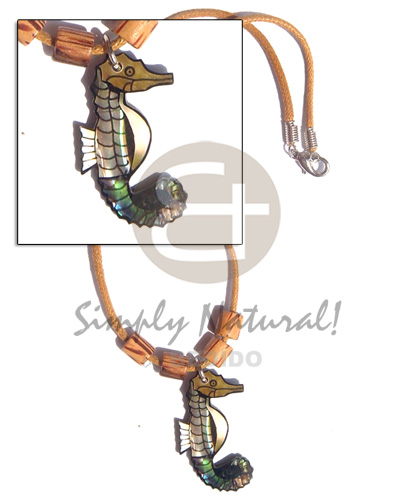 sea horse pendant /w inlay / in amber palmwood 8mm - Home