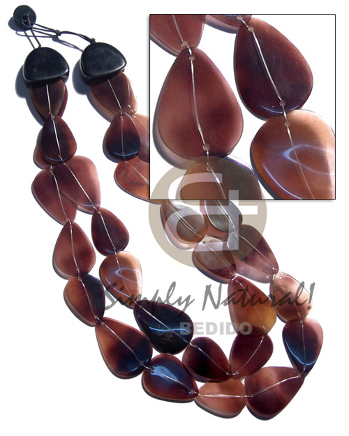 2 graduated layers of 30 pcs. overlapping blacktab teardrop in 3 sizes- 38mmx28mm / 34mmx23mm/30mmx22mm    customize robles wood  tips / 23 in. - Home