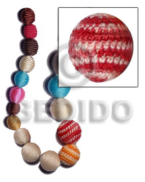 20mm natural white round wood beads wrapped in red/white crochet raffia / price per piece - Home
