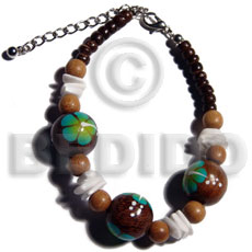 4-5mm coco Pokalet. nat. brown  handpainted 15mm robles round wood beads & white rose shell accent / green flower - Home
