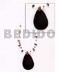 Floating teardrop black tab 40mm