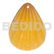 Piktin clam dyed in yellow